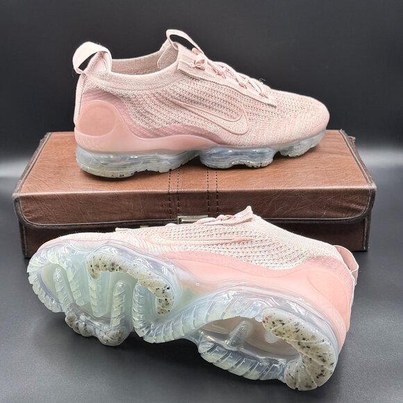 Wmns Nike Air VaporMax 2021 Flyknit 'Pink Oxford' - Picture 1 of 11